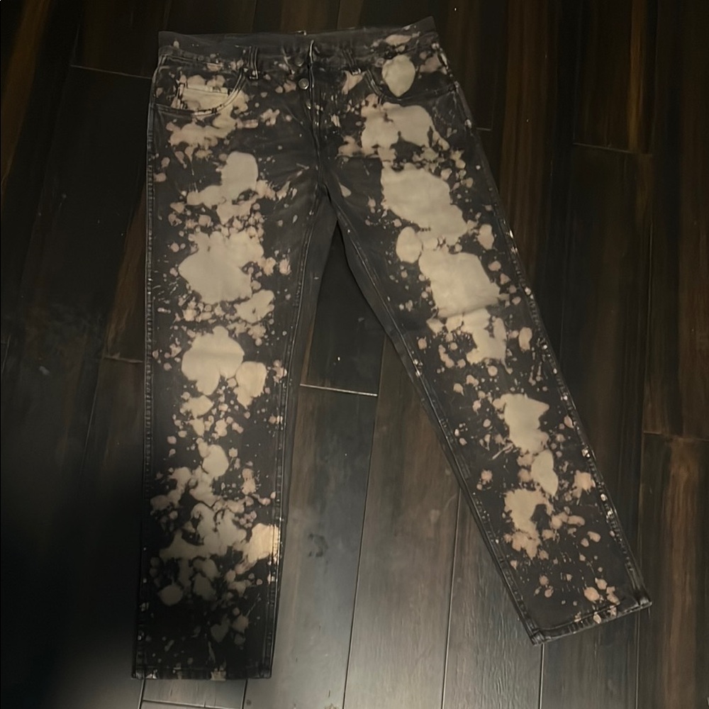 Gucci Men Black and Cream Straight Leg Jeans